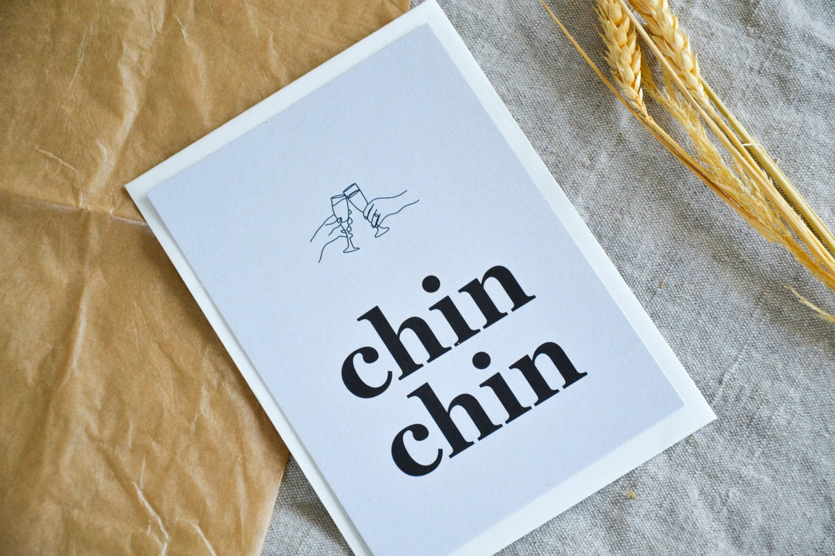 Postkarte "Chin Chin" | Grußkarte zum Anstoßen | Recyclingpapier
