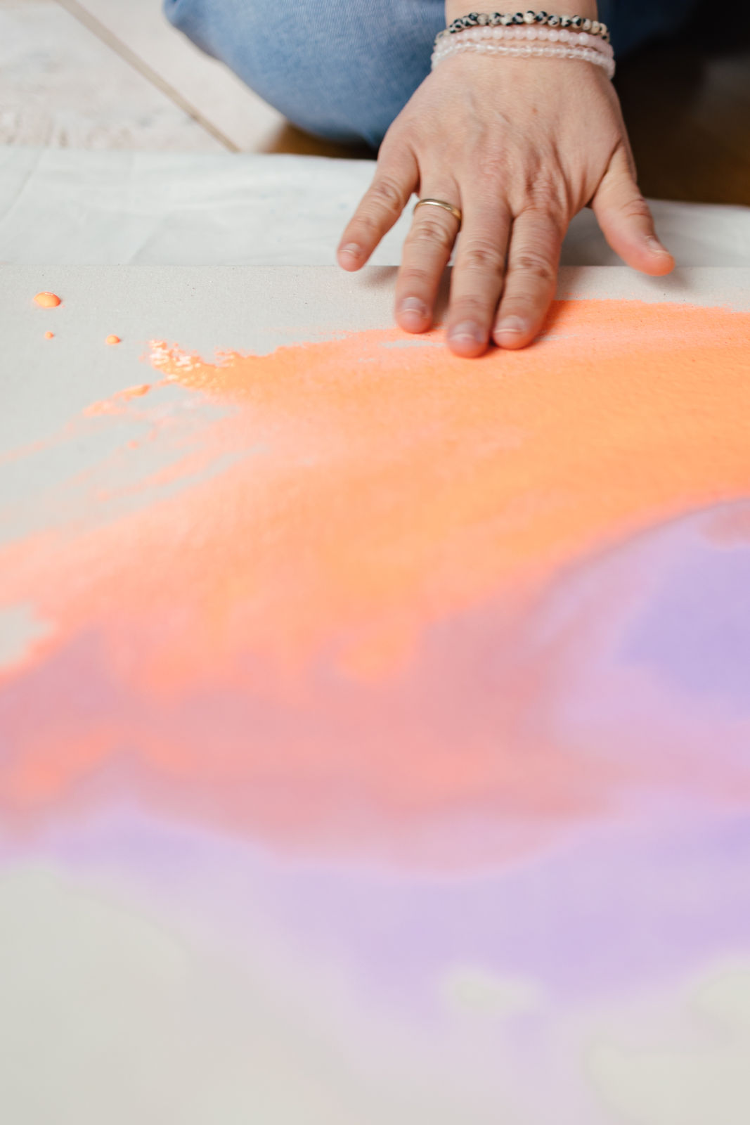 Abstrakte Acrylmalerei - Kreativ Workshop im Atelier